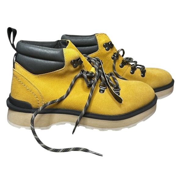 Sorel Women's HI- Line Hiker Boots Size 9  Lace Up Boots Rugged Sole NEW - Picture 7 of 8
